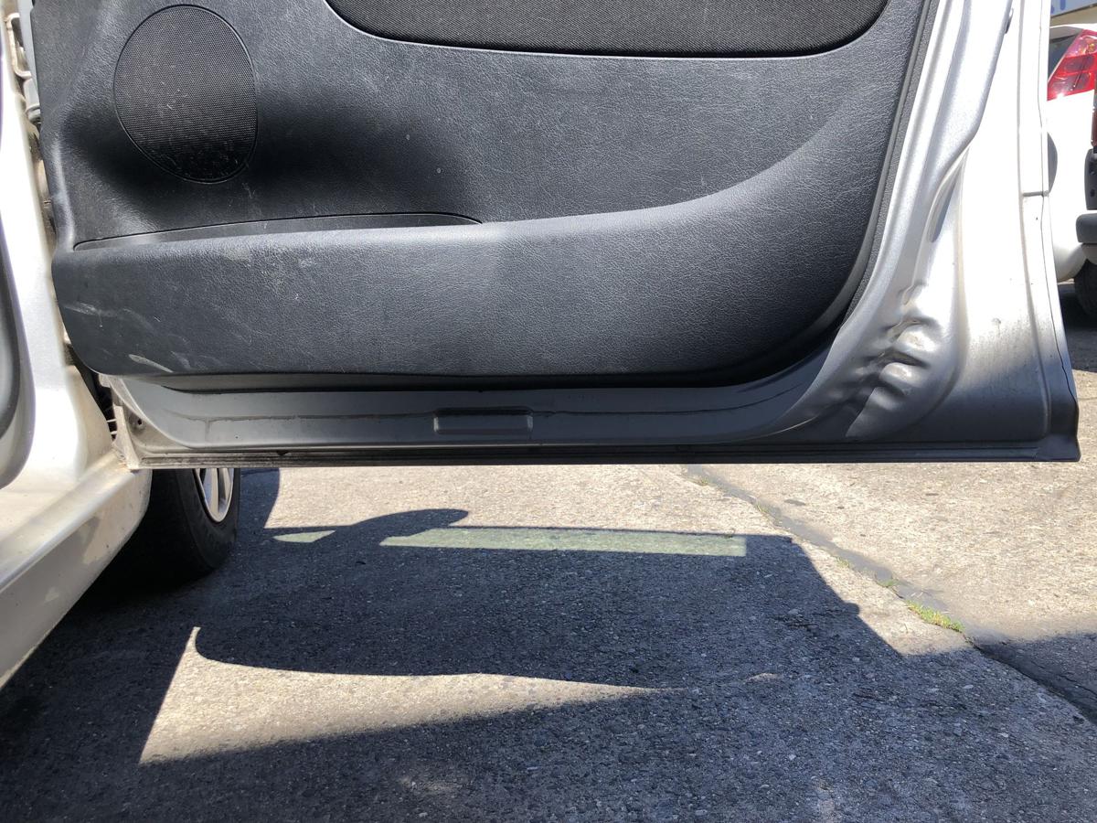 Peugeot 207 WA WC T&uuml;r vorn rechts Beifahrert&uuml;r 5 t&uuml;rer Rohbau EZR Aluminiumgrau