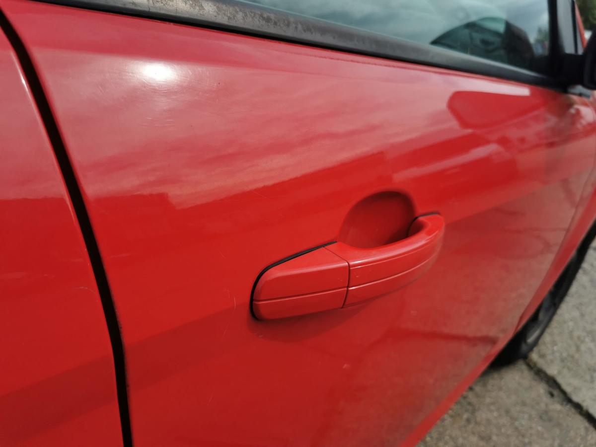 Ford Focus DA3 Beifahrertür Tür Autotür vorn rechts Roh Colorado Rot 5trg 07-11
