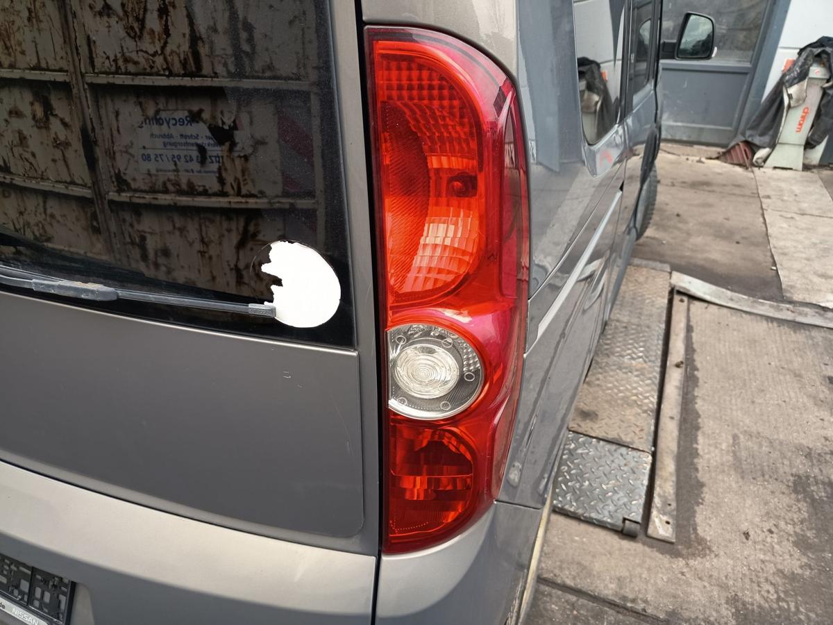 Opel Combo D original R&uuml;ckleuchte rechts Baujahr 2012