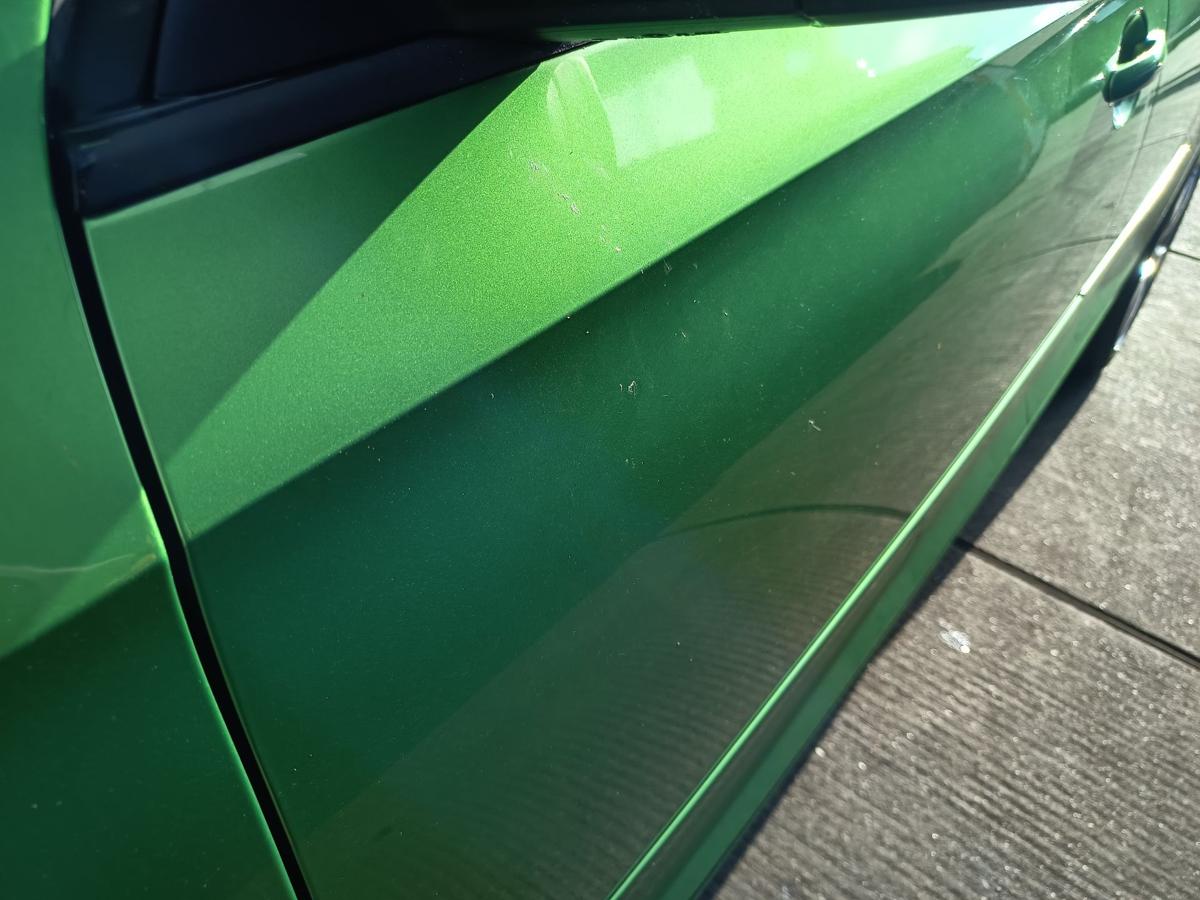 Skoda Rapid original T&uuml;r vorn links Fahrer Rohbau F6Z Rallye gr&uuml;n Bj 2015