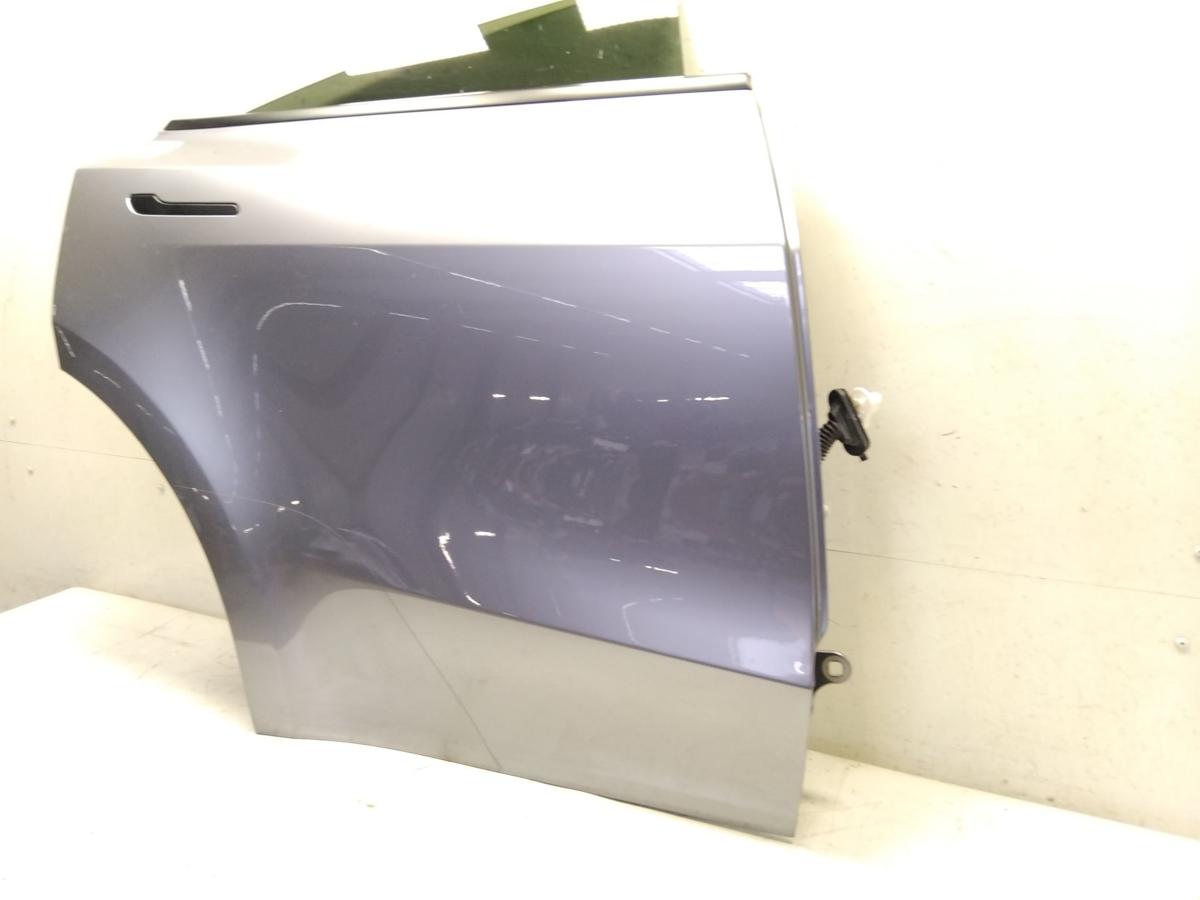 Tesla Model Y Tür hinten rechts graumetallic PN00 Quicksilver Metallic Bj.2024