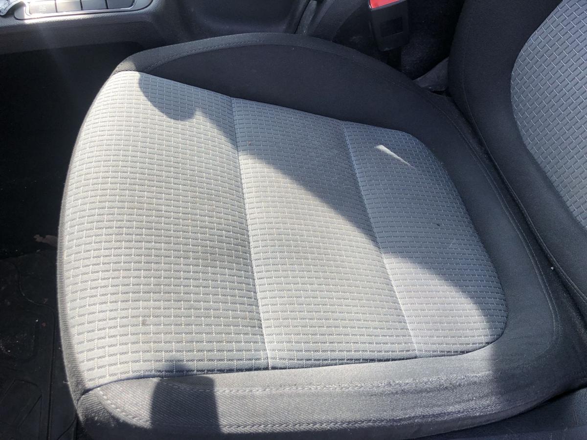 Skoda Superb 2 Typ 3T Sitz vorn links Fahrersitz Stoff Vollelektrisch Memory