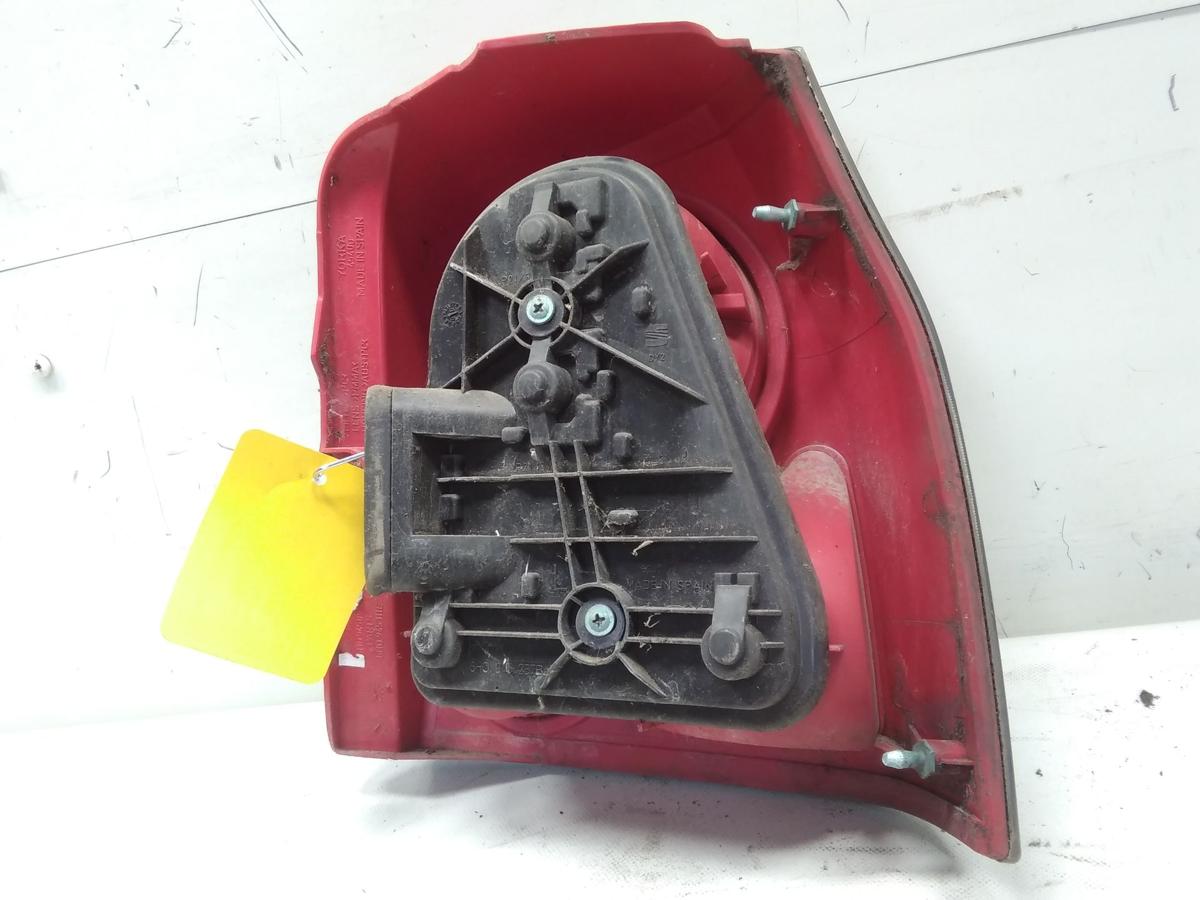 Seat Arosa 6H original R&uuml;ckleuchte Schlussleuchte links Facelift BJ2001