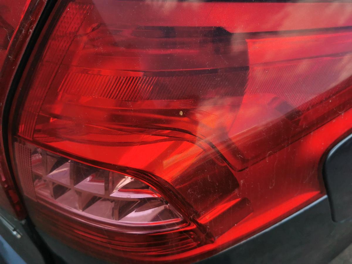 Citroen C5 R Kombi Rückleuchte Schlussleuchte Rücklicht hinten aussen rechts