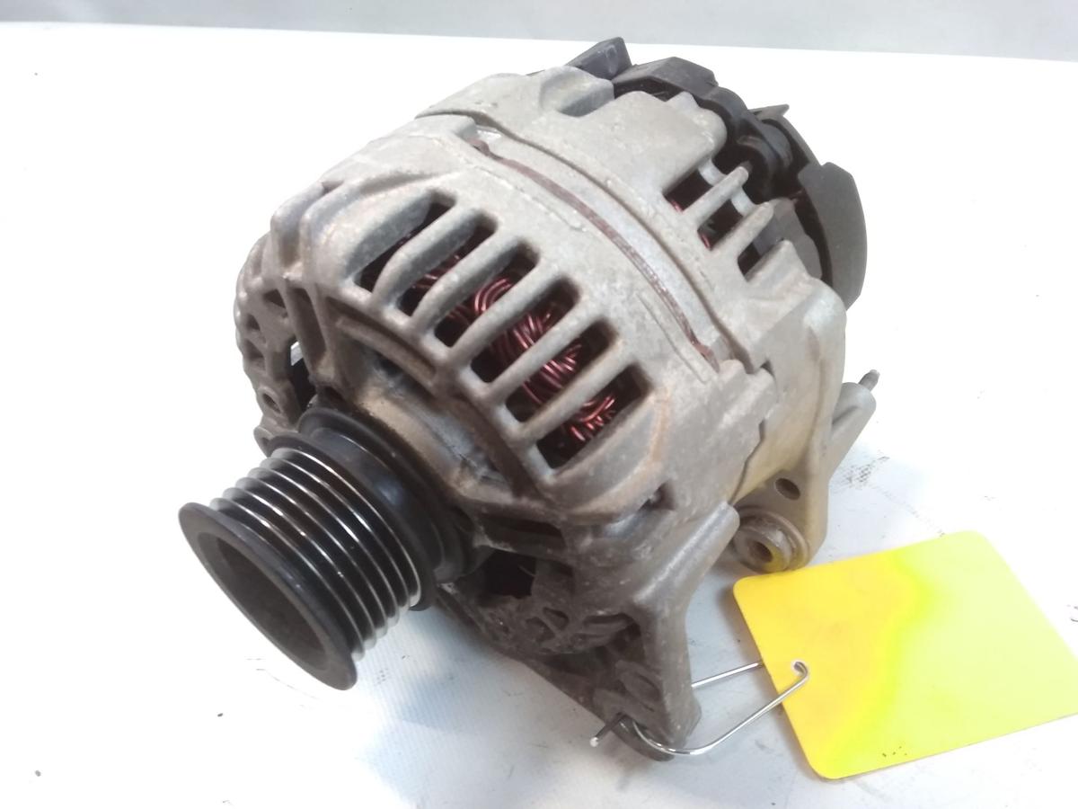 VW Polo 9N3 orig Lichtmaschine Generator 037903025M BOSCH 1.4 55kw BKY BJ2006