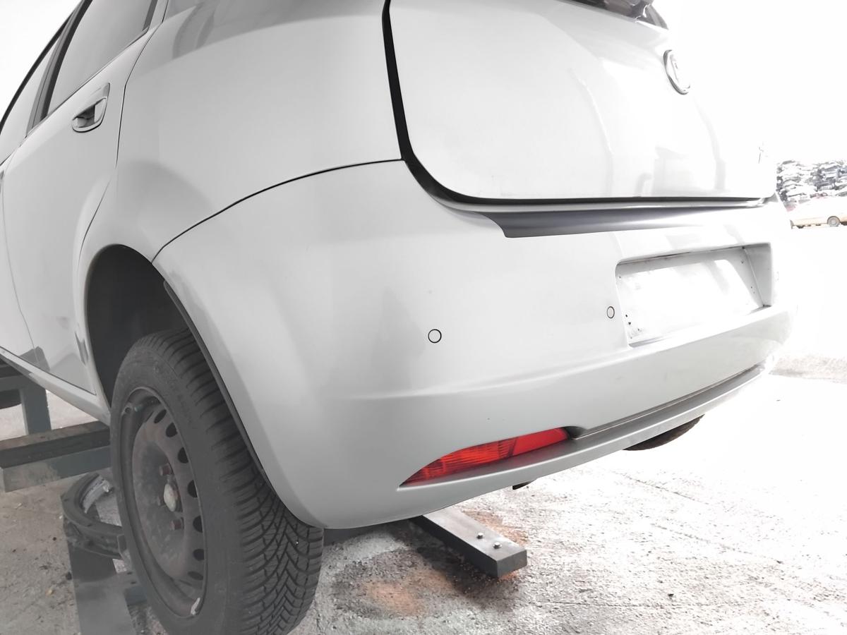 Fiat Grande Punto 199 original Stoßstange Stossfänger hinten PDC BJ2009 589/A Grigio Argento Vivo Metallic