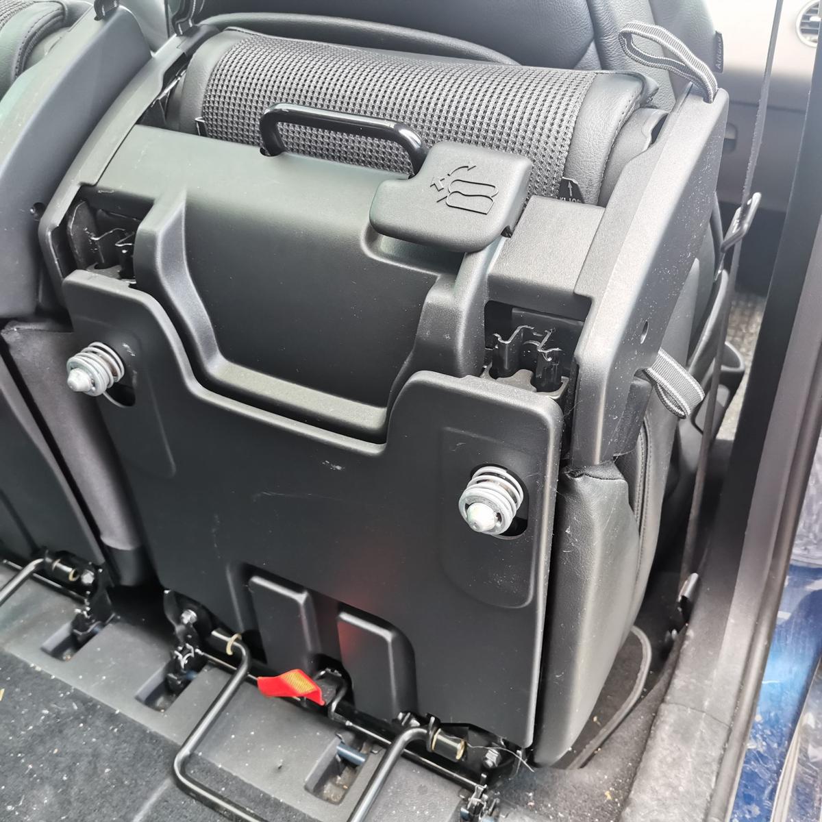 Peugeot 308 SW 4H Einzelsitz Sitz Rücksitz hinten rechts Stoff Leder