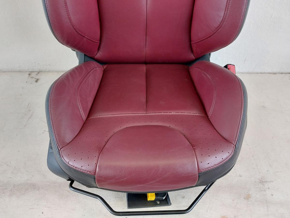 Citroen DS3 Sport Chic Sitz vorn rechts Beifahrersitz Leder Ledersitz weinrot