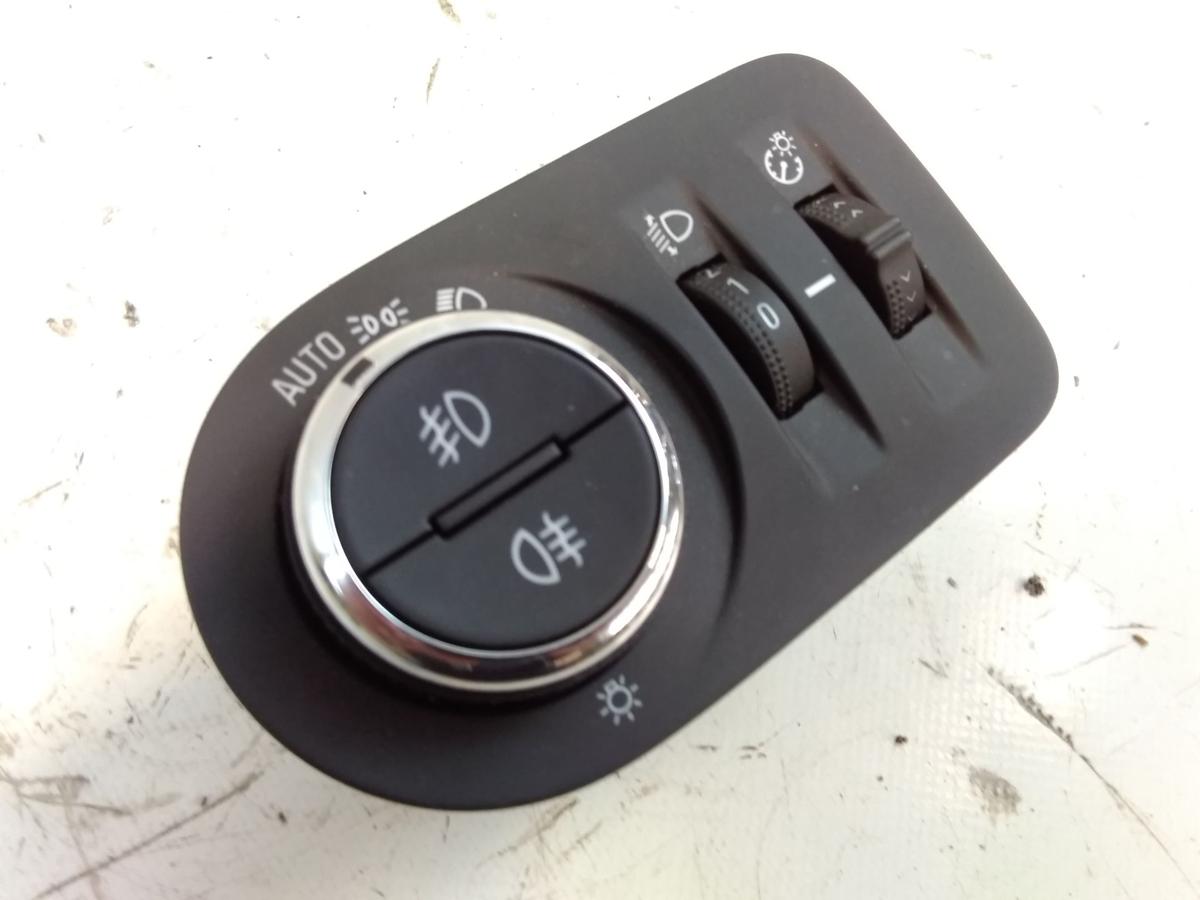 Opel Combo E original Lichtschalter Bj.2023