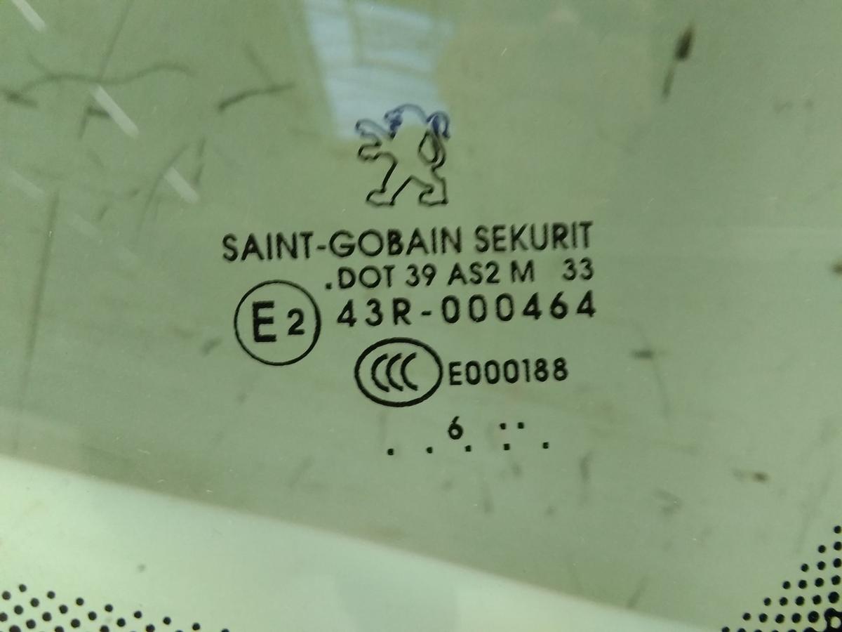 Peugeot 207 Ausstellfenster Seitenscheibe hinten rechts gr&uuml;ncolor Bj.2007