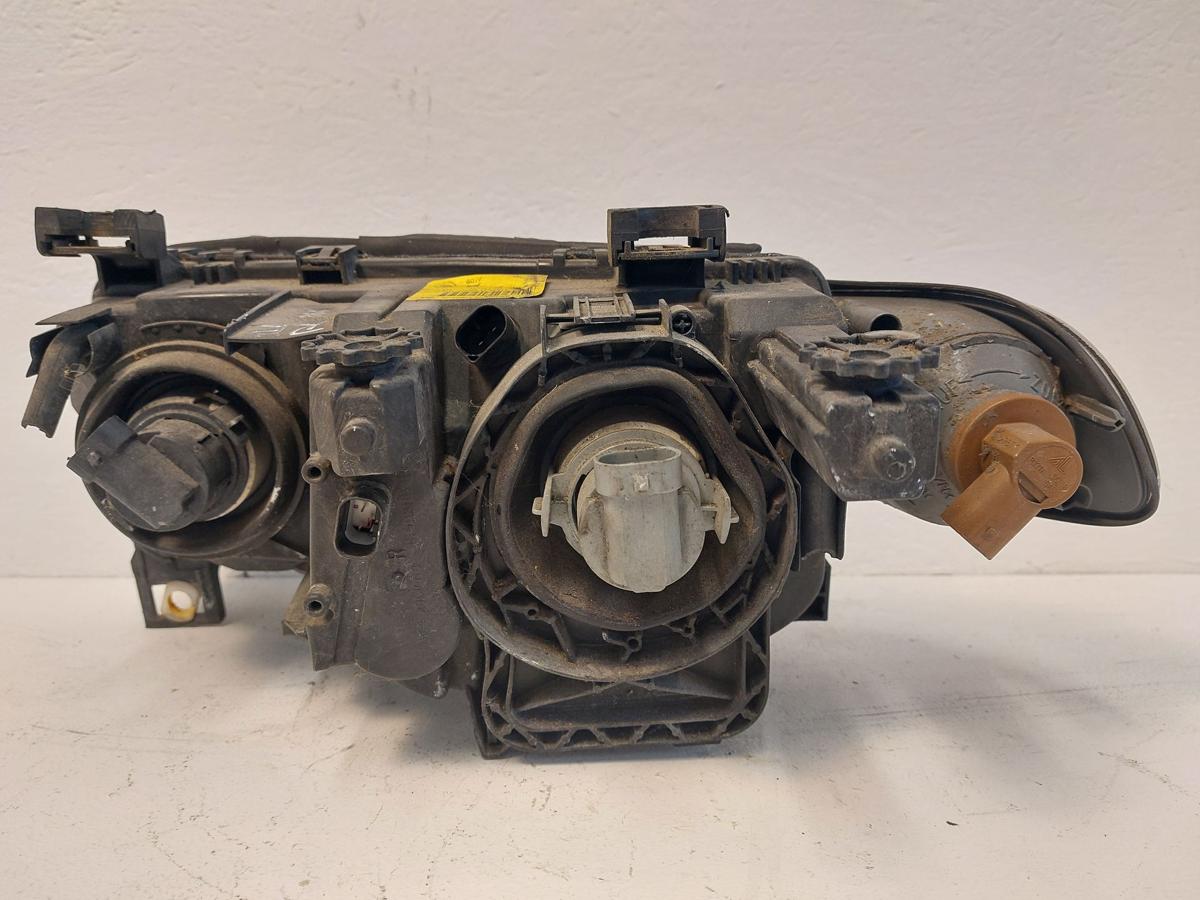 BMW 3er Compact E46 Scheinwerfer Hauptscheinwerfer Frontscheinwerfer vorn rechts BMW 3er Compact E46 Scheinwerfer Hauptscheinwerfer Frontscheinwerfer vorn rechts