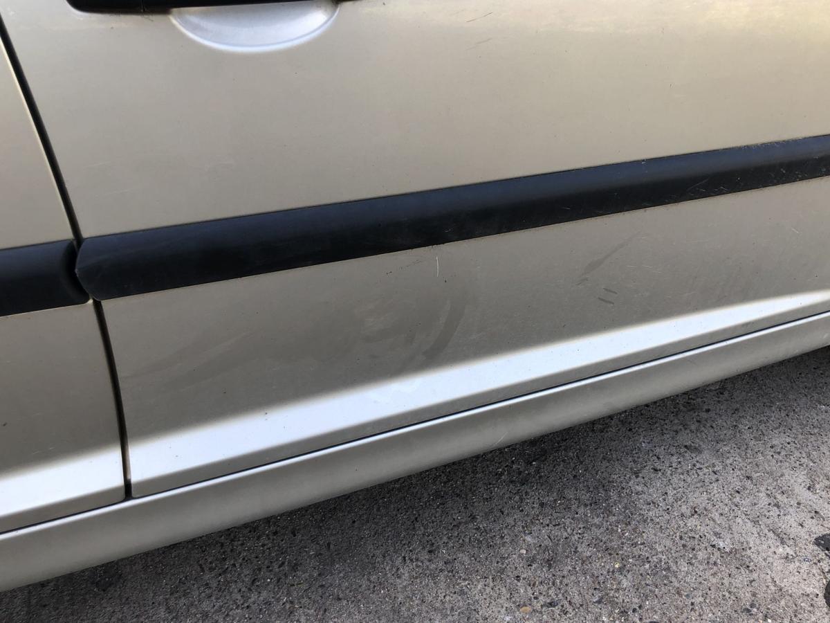 Peugeot 207 SW Typ WE T&uuml;r vorn rechts Beifahrert&uuml;r Roh ETS Gris Cendre Metallic
