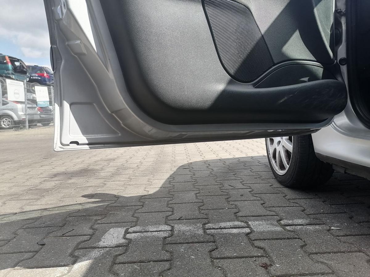 Peugeot206+ original T&uuml;r vorn links EZR Aluminiumgrau 5-T&uuml;rer Rohbau Bj.2011