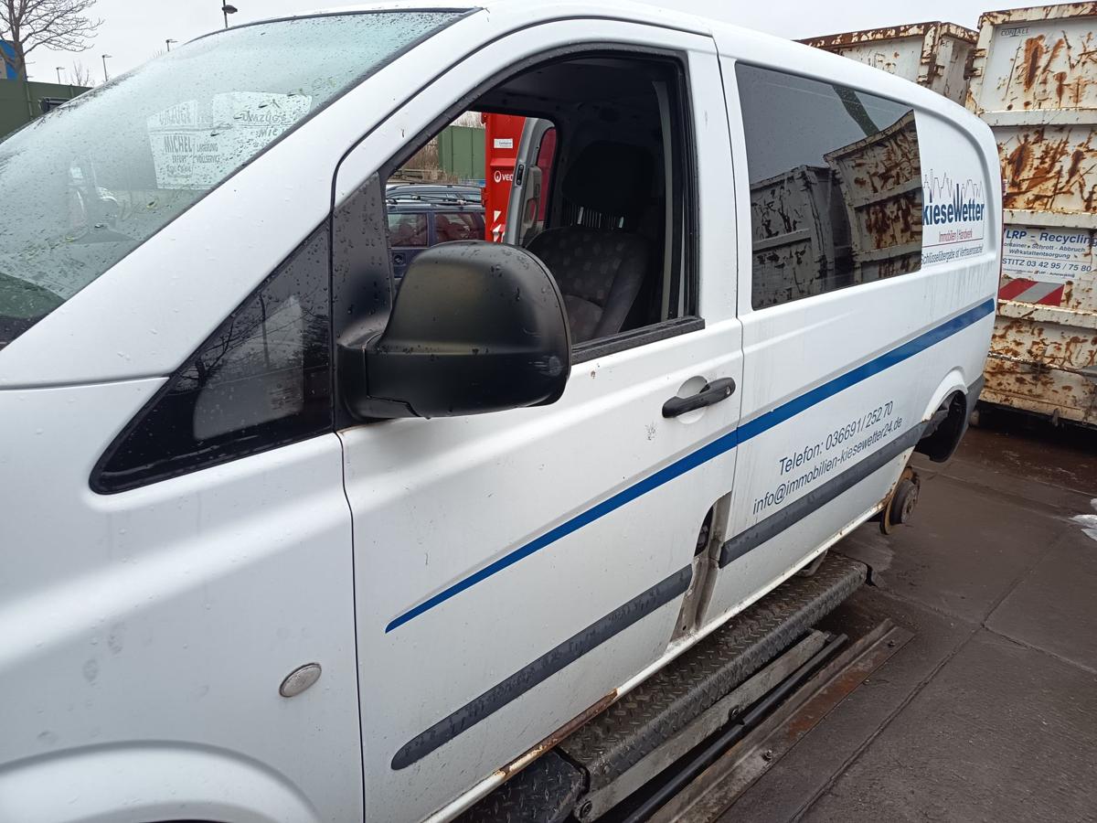 Mercedes Vito W639 original T&uuml;r vorn links Fahrer 9147 Arktiswei&szlig; Bj 2007