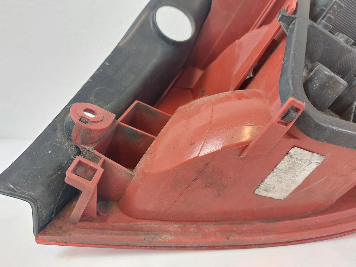 Renault Clio 3 III R Rückleuchte links Rücklicht Heckleuchte 3 türer