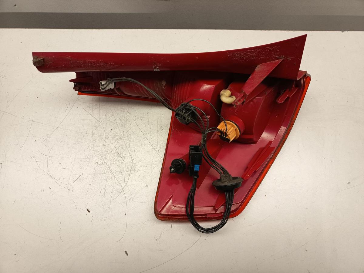 Citroen C4 original R&uuml;ckleuchte rechts komplett Heck/Schluss/Licht Bj 2008