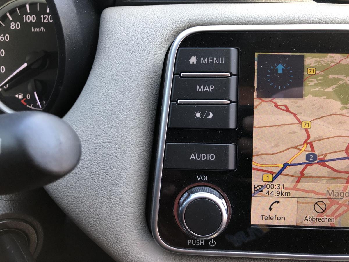 Nissan Micra K14 Radio mit Navigationsgerät Navi OEM Autoradio Navigation
