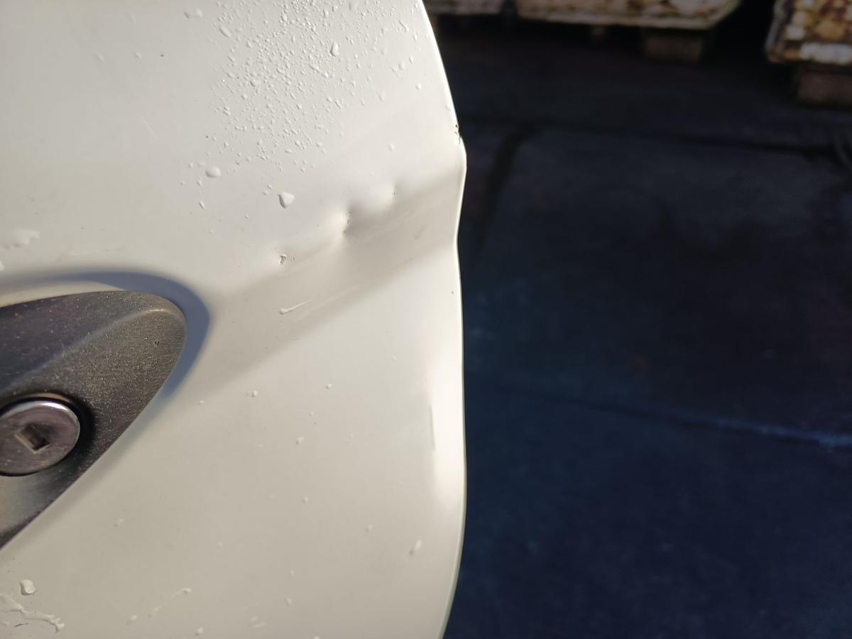 Ford Fiesta VII original T&uuml;r links Fahrer Frostwei&szlig; Bj 2011