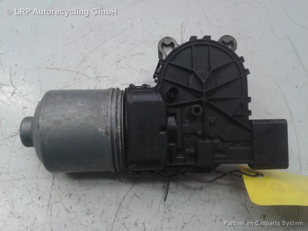 Renault Twingo 2 CN0 BJ2011 original Wischermotor vorn 0390241541 Bosch