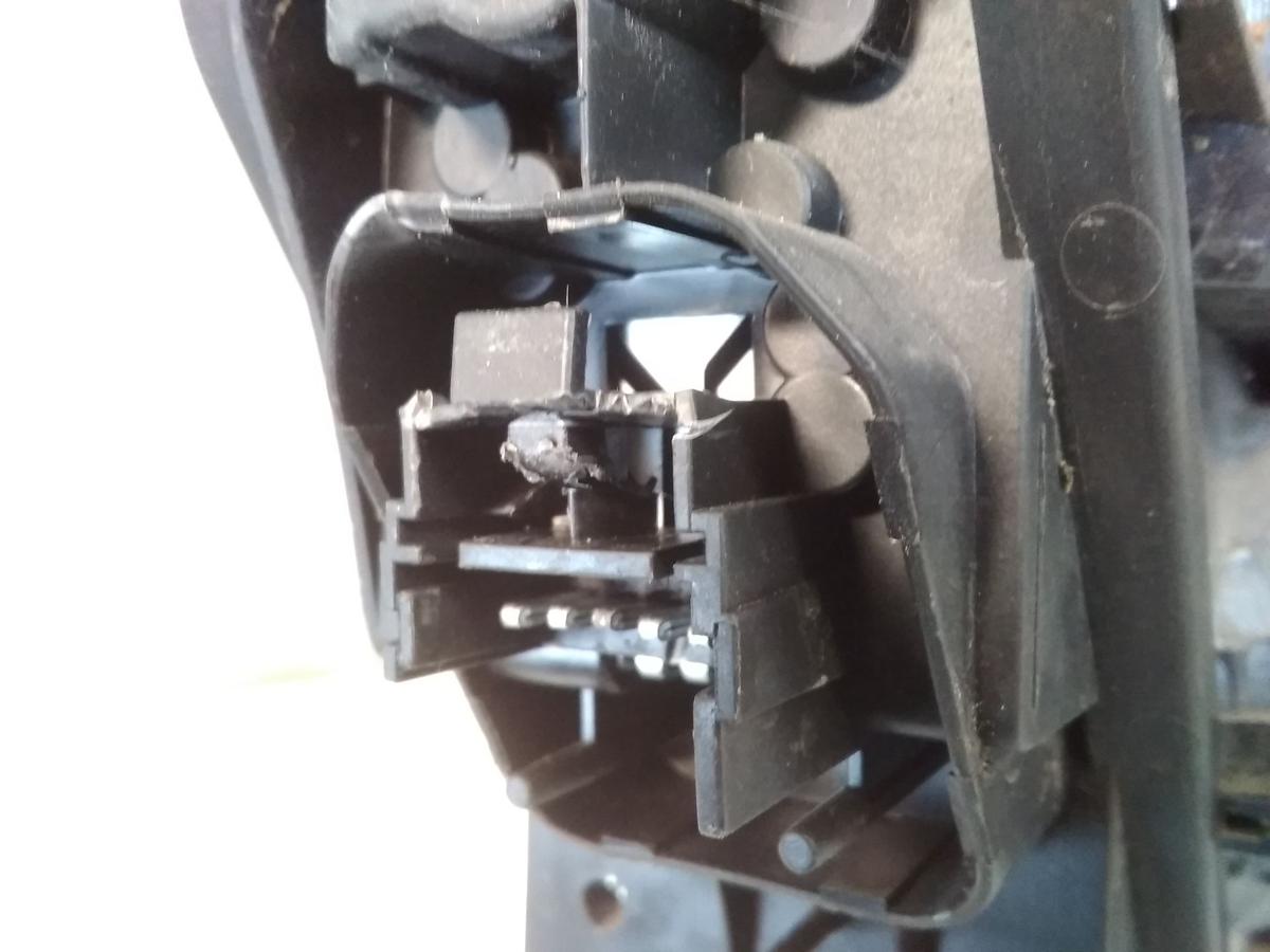 Renault Twingo 2 original R&uuml;ckleuchte Schlussleuchte rechts rot wei&szlig; BJ2010