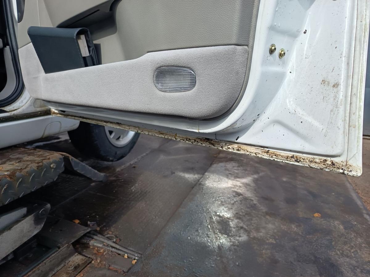Opel Omega B original T&uuml;r vorn rechts Beifahrer Rohbau Y474 Casablancawei&szlig; Bj 2001