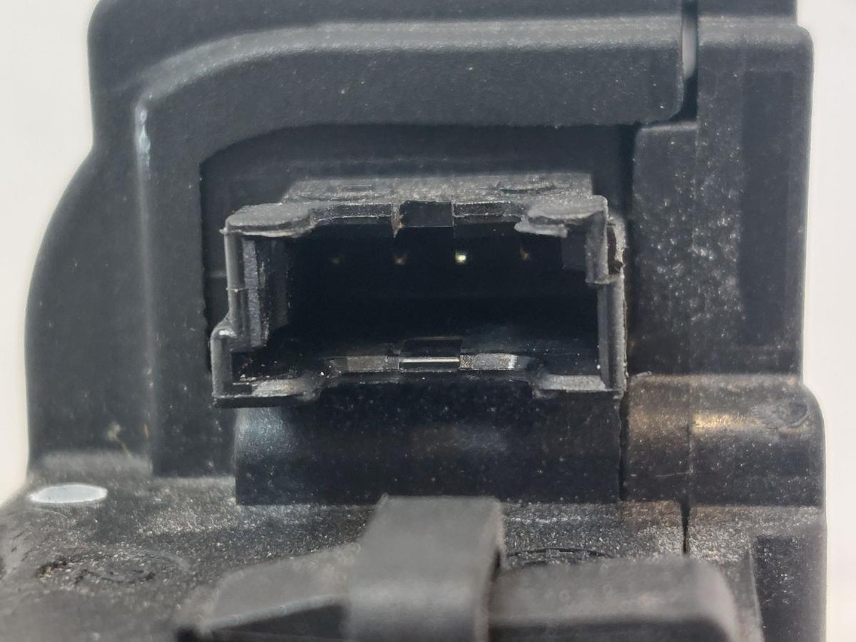 BMW 1er F21 M140i LCI Schloss Heckklappe Heckklappenschloss OEM