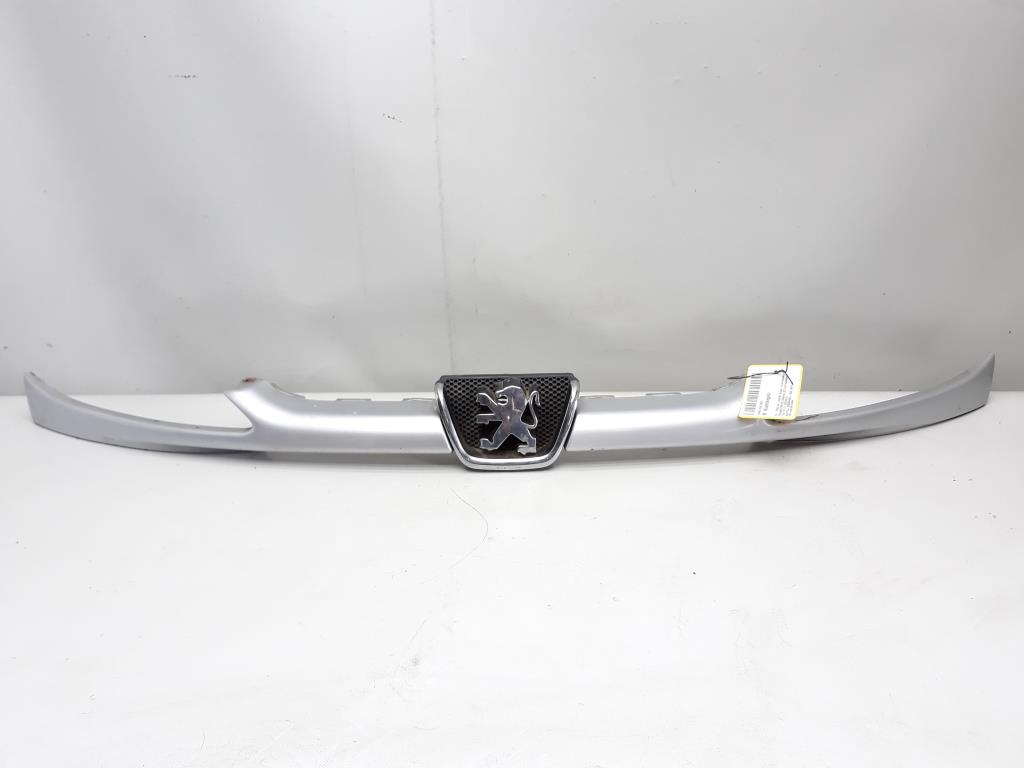 Peugeot 206 CC Grill Kühlergrill Grillleiste 9628691277 mit Emblem BJ2003