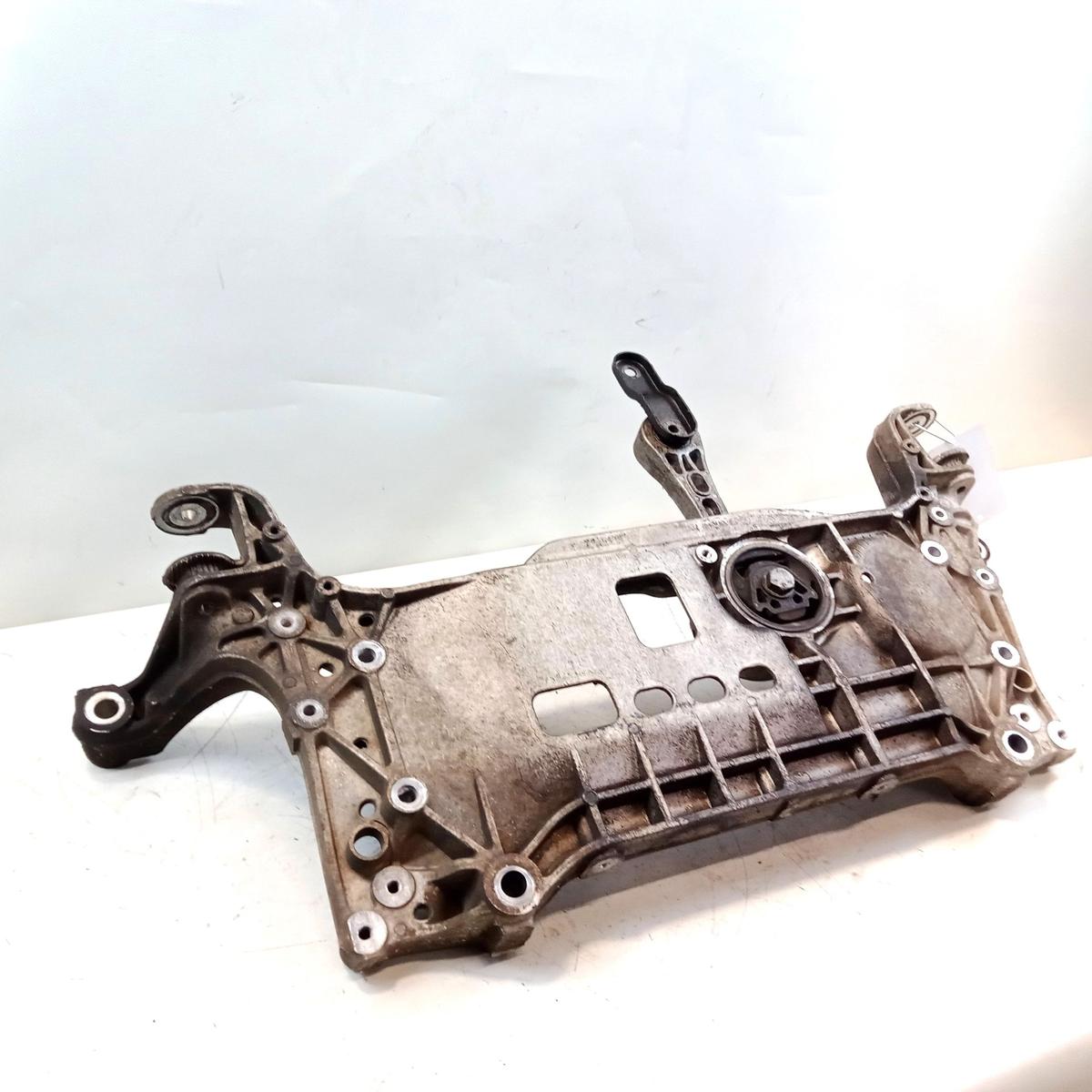 VW Passat 3C B6 original Vorderachstr&auml;ger Aggregatetr&auml;ger 1.8TSI 118kw BJ2007