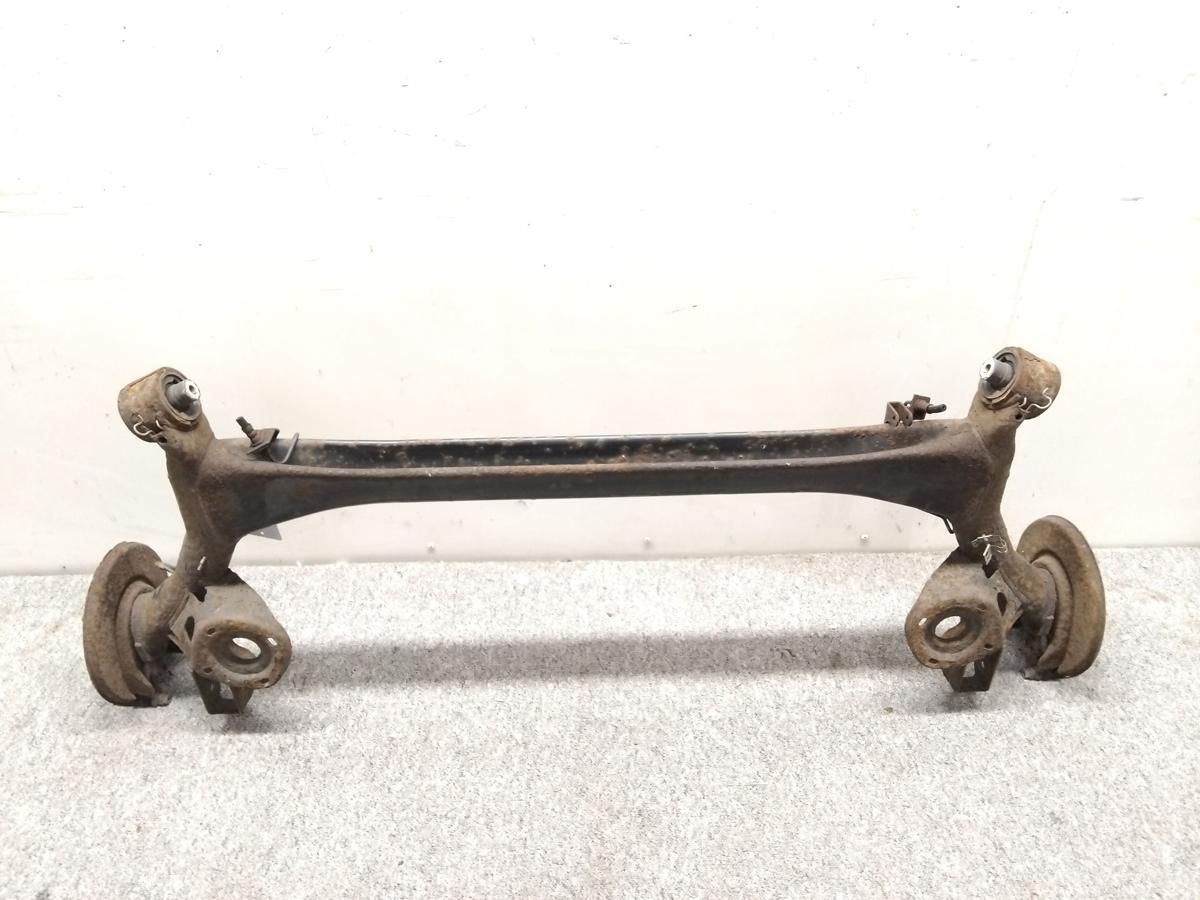 Audi A1 8X original Hinterachse f&uuml;r Scheibenbremse 230x9mm BJ2010