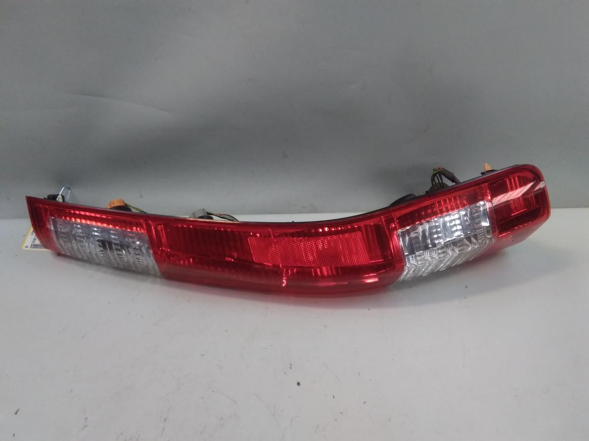 Honda CR-V II RD original R&uuml;ckleuchte Heckleuchte rechts BJ2006
