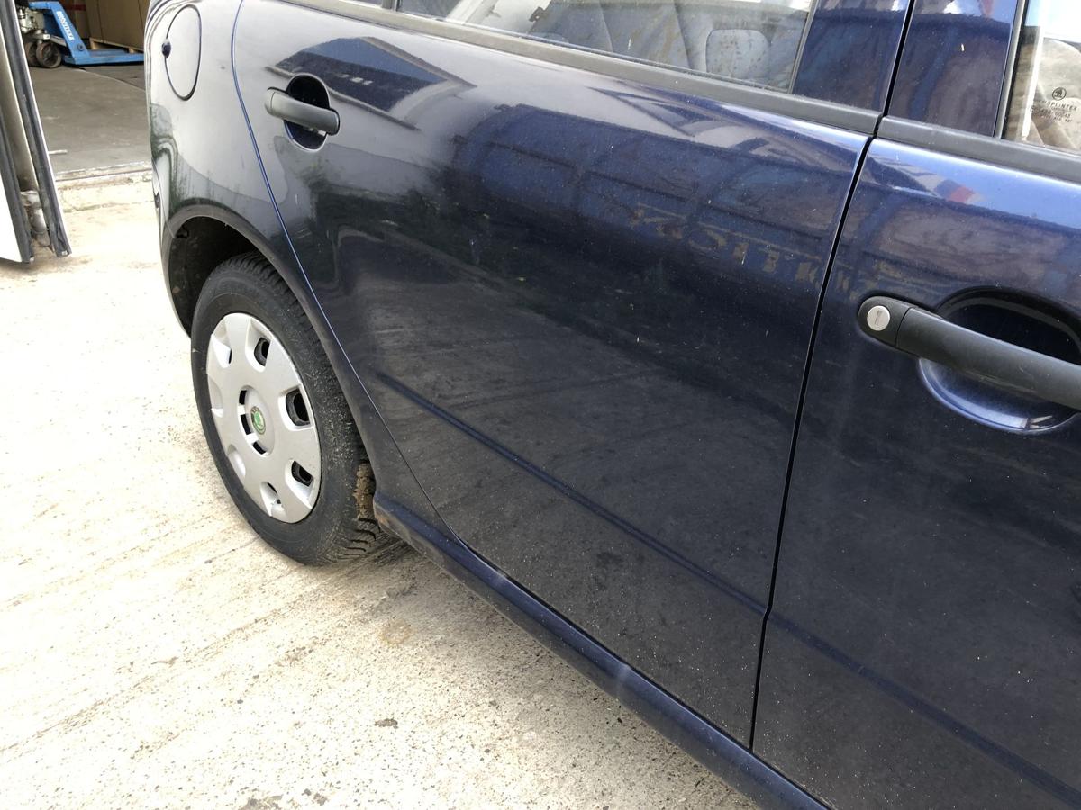 Skoda Fabia 6Y T&uuml;r hinten rechts Fondt&uuml;r Rohbau LF5U Tiefseeblau Metallic 5trg
