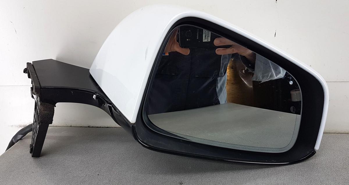 Tesla Model X Au&szlig;enspiegel rechts in PPSW White Water Pearl Bj2022 elek 13 Pins