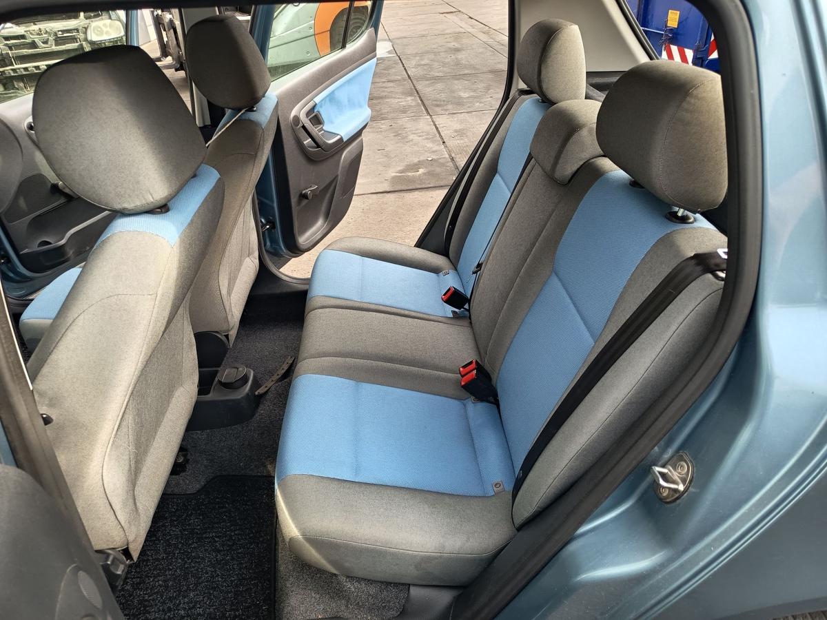 Skoda Fabia II 5J original R&uuml;cksitzbank Fond Stoff blau/hellgrau Bj 2008