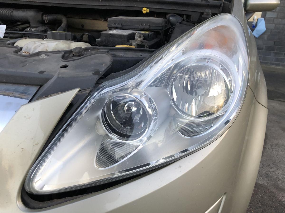 Opel Corsa D Scheinwerfer links Lampe Halogen OEM Frontscheinwerfer