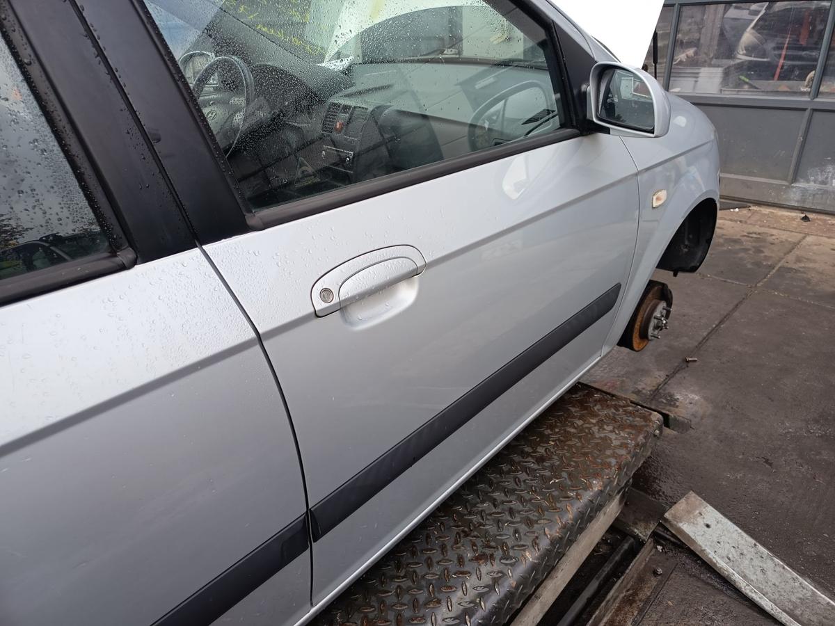 Hyundai Getz original Tür vorn rechts Beifahrer 5S Space Silver Bj 2006