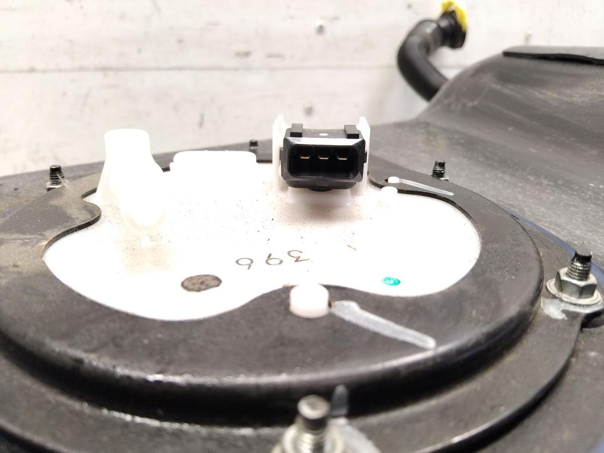 Mitsubishi Eclipse Cross original Tank Kraftstoffbeh&auml;lter Pumpe 2.4 72kw 4B12
