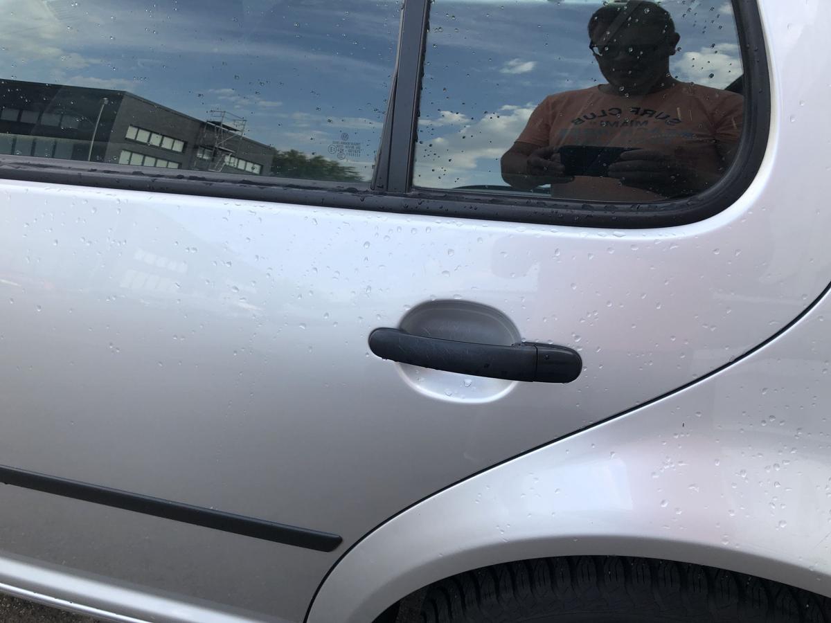 VW Golf 4 IV 1J T&uuml;r hinten links Fondt&uuml;r nur f&uuml;r 5-t&uuml;rer LA7W Reflexsilber Met