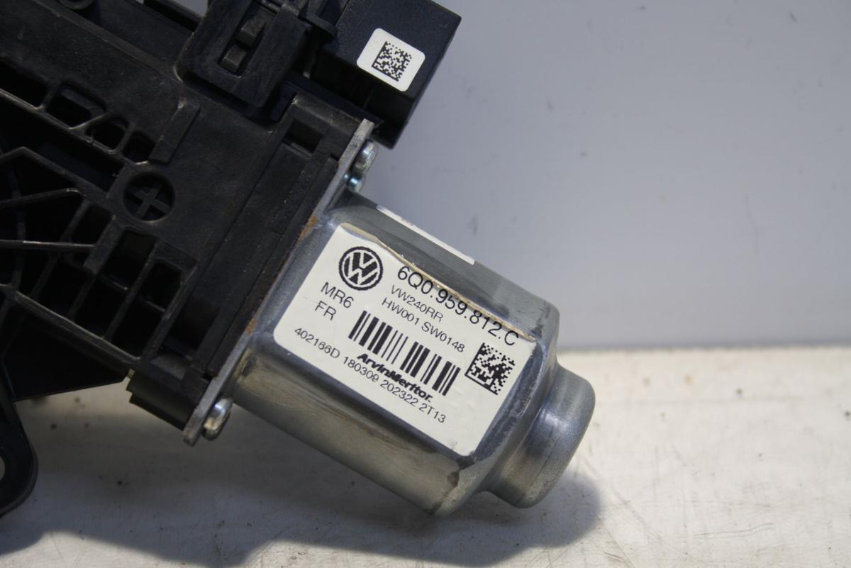 VW Polo 9N3 5trg orig Fensterhebermotor hinten rechts 6Q0959812C Bj 2009