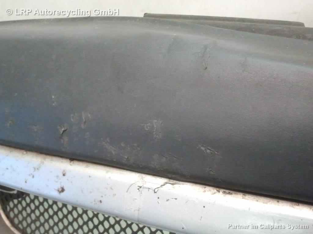 Toyota Avensis T22 BJ2000 Sto&szlig;f&auml;nger Sto&szlig;stange vorn mit Nebelscheinwerfern