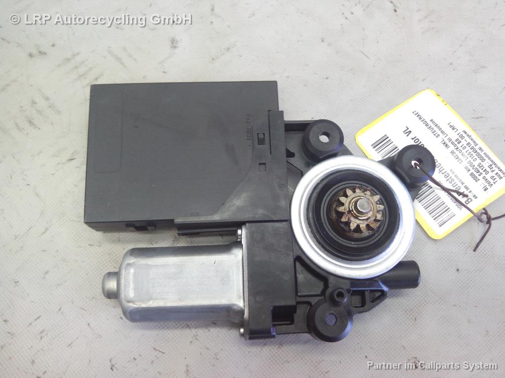 Volvo V50 BJ2008 Motor Fensterheber vorn links 31264780AA Brose 976589107