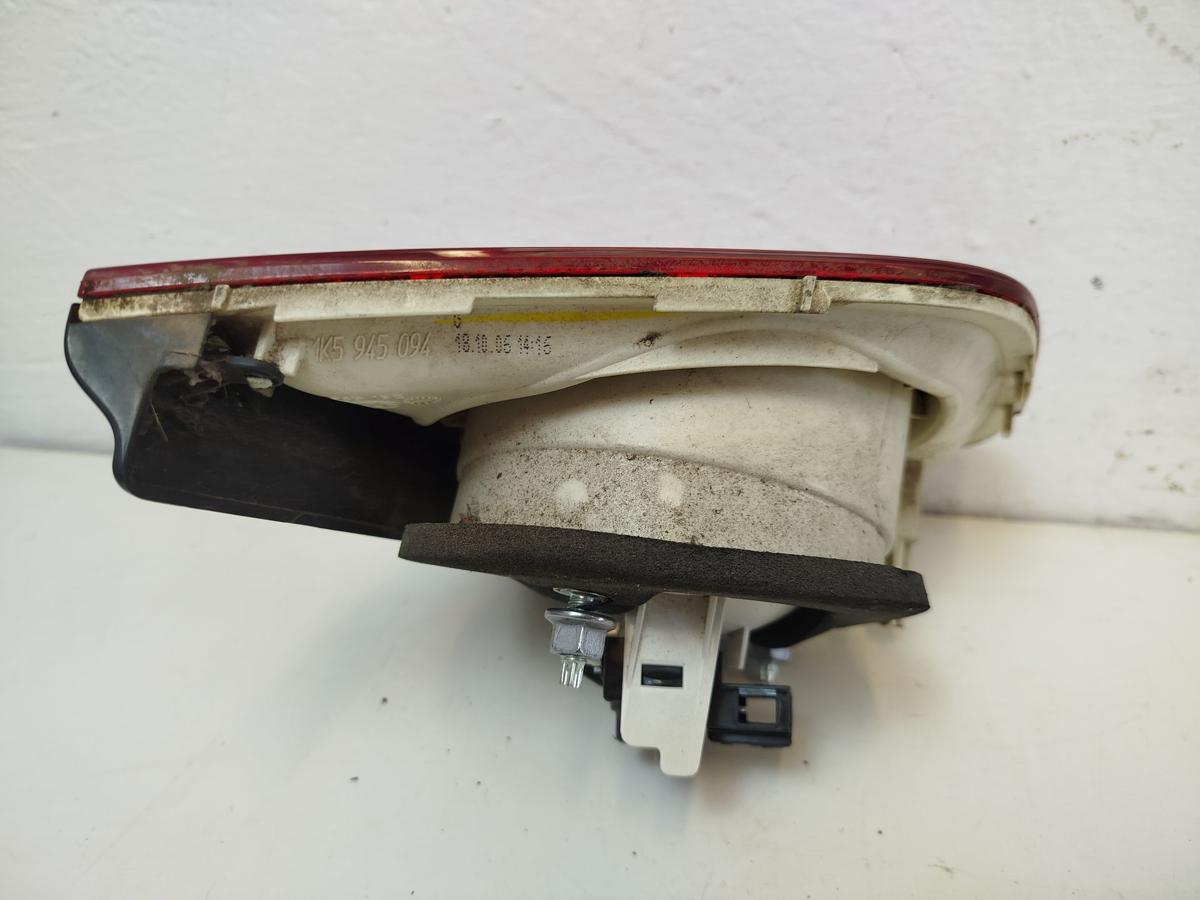 VW Jetta 1K R&uuml;ckleuchte innen rechts R&uuml;cklicht Heckleuchte Innenteil Heckklappe