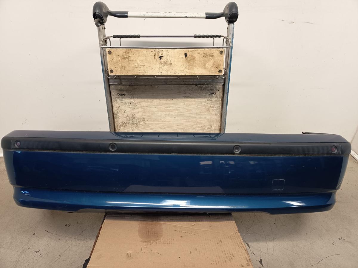 BMW E46 Limo original Sto&szlig;stange hinten PDC 364 Topasblau Facelift Bj 2002