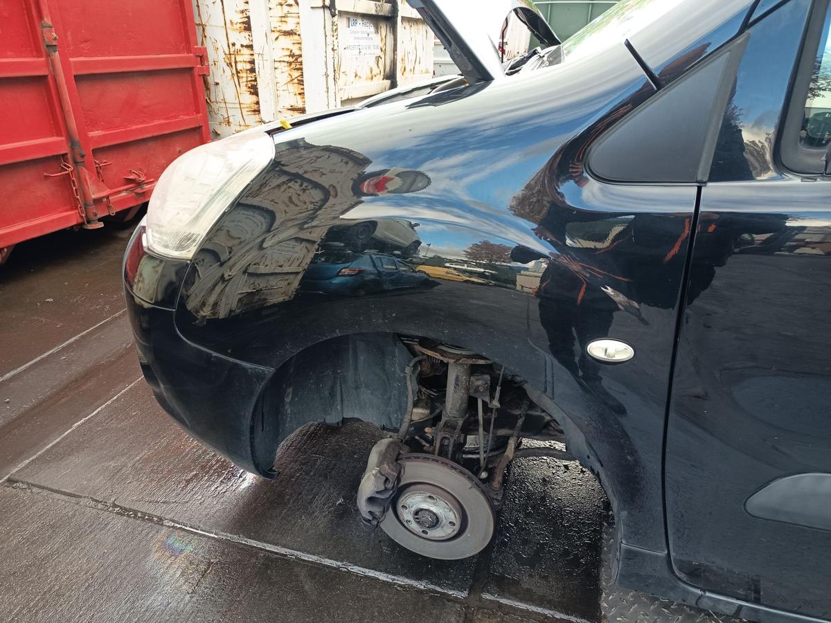 Citroen Berlingo II B9 orig Kotflügel links EXY Schwarz bis Bj 2012 Citroen Berlingo II B9 orig Kotflügel links EXY Schwarz bis Bj 2012