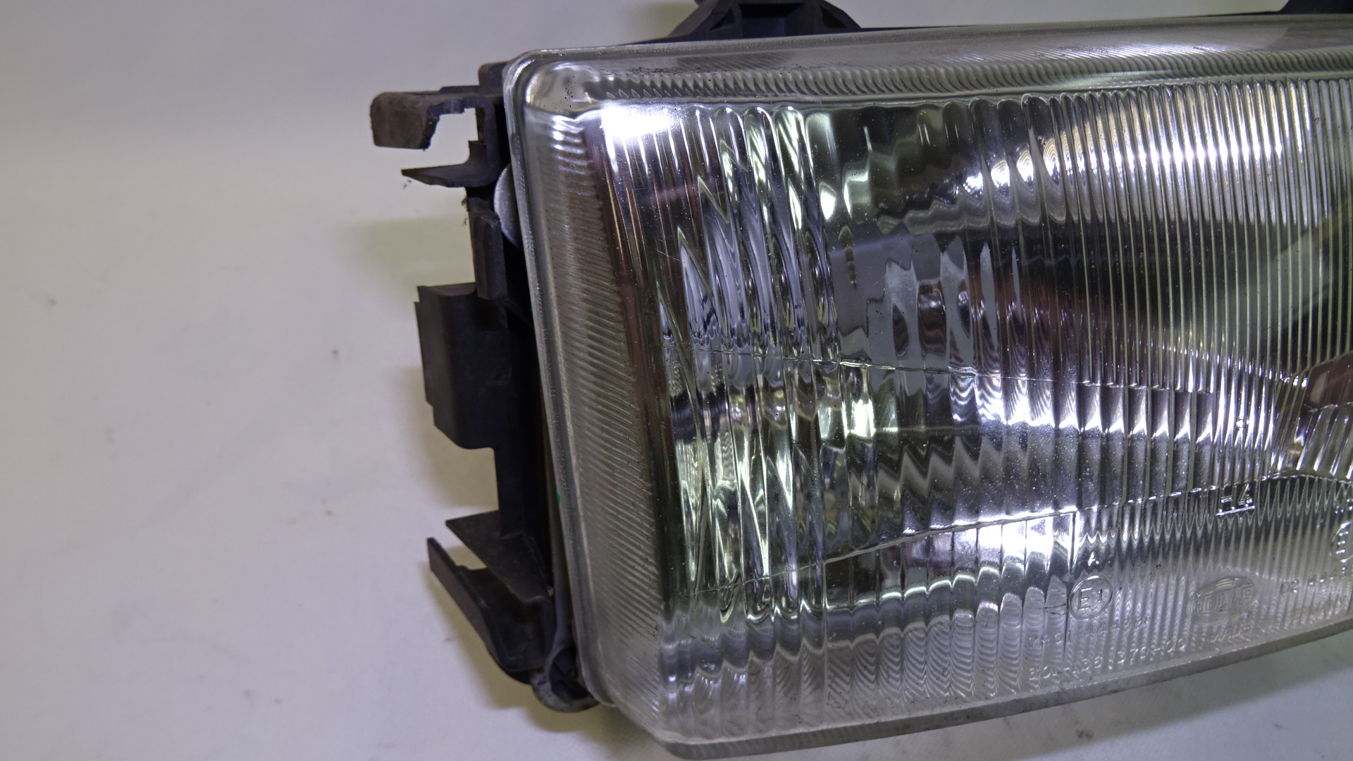 Hauptscheinwerfer Frontscheinwerfer rechst VW T4 Bj.1994 Halogen H4 mit LWR Kurzer Vorbau 701941010H VW