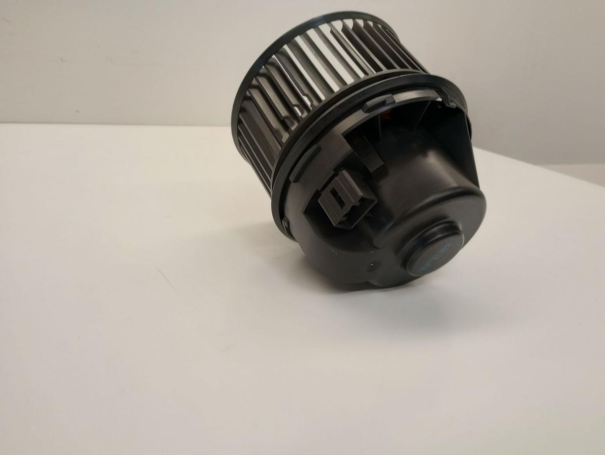 Ford Focus DA3/DB3 Bj 2010 Heizung/Gebläsemotor 3M5H18456EC