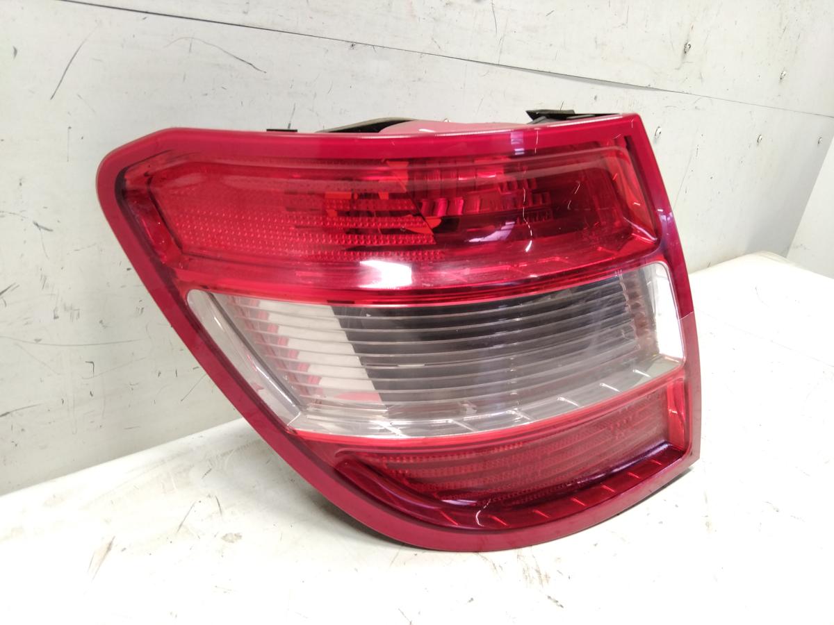 Mercedes C-Klasse Kombi 204 original R&uuml;ckleuchte Heckleuchte links Bj.2008