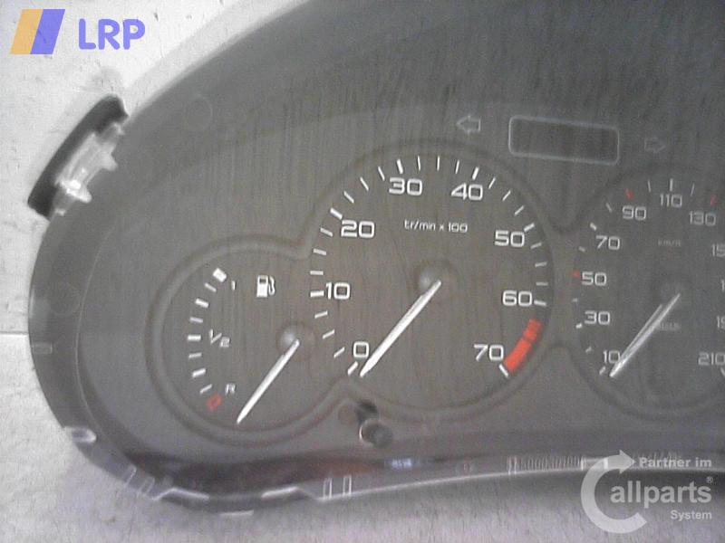 Peugeot 206 BJ2006 Tacho Kombiinstrument 9656696100 JAEGER