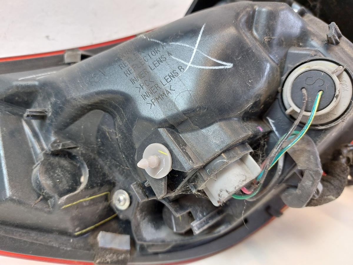 Mazda 2 Typ DJ R&uuml;ckleuchte R&uuml;cklicht Heckleuchte au&szlig;en rechts Ecke OEM