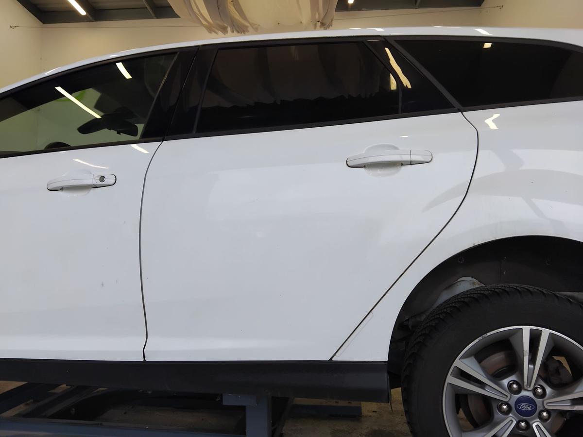 Ford Focus 3 DYB Turnier T&uuml;r hinten links frostweiss BJ2013