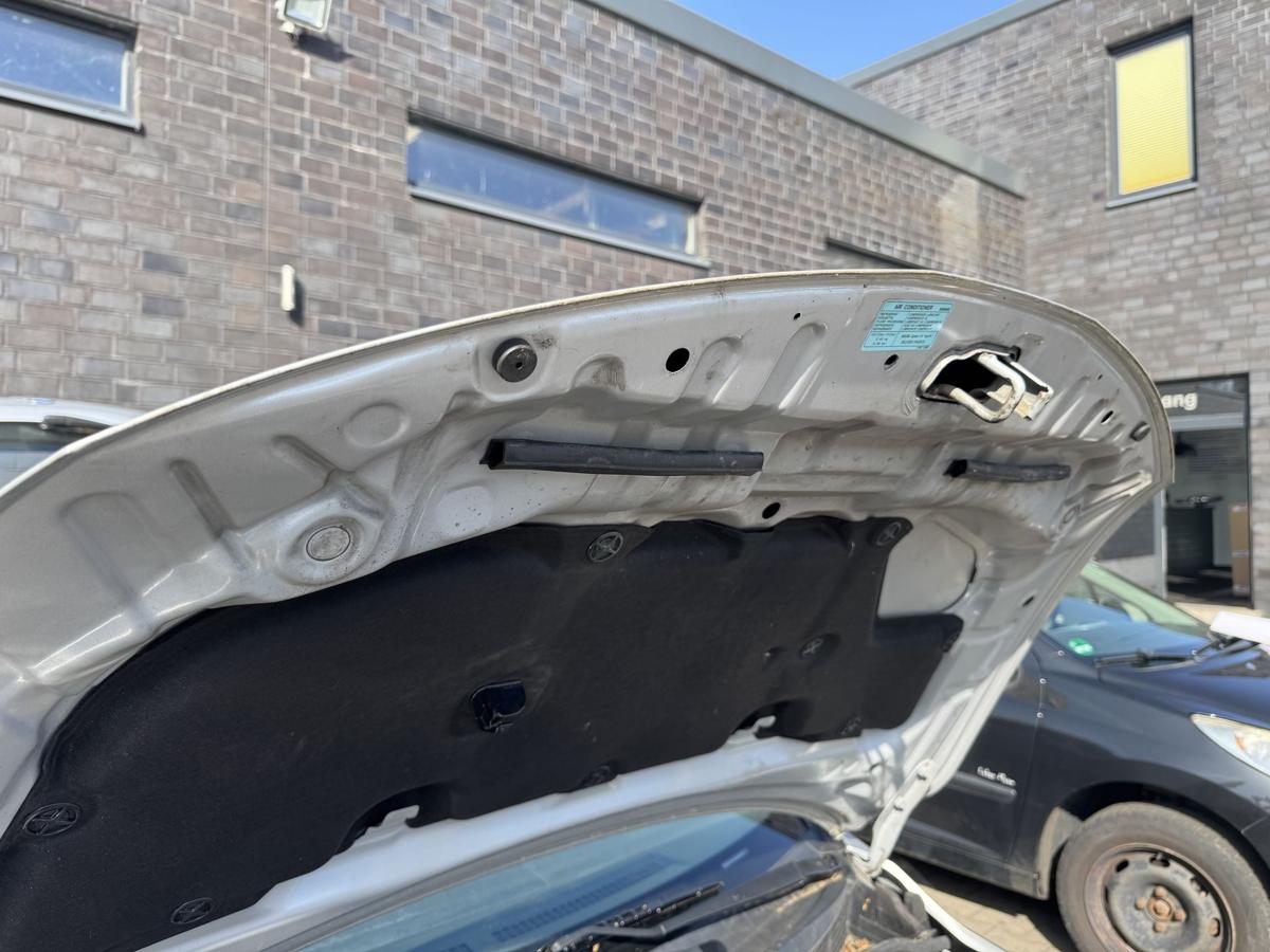 Nissan Tiida original Motorhaube K23 Brilliant Silver Metallic Bj.2009